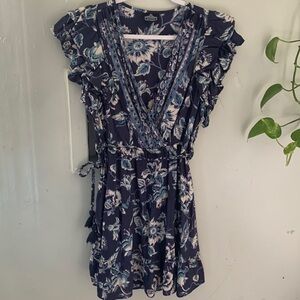Angie floral v neck dress